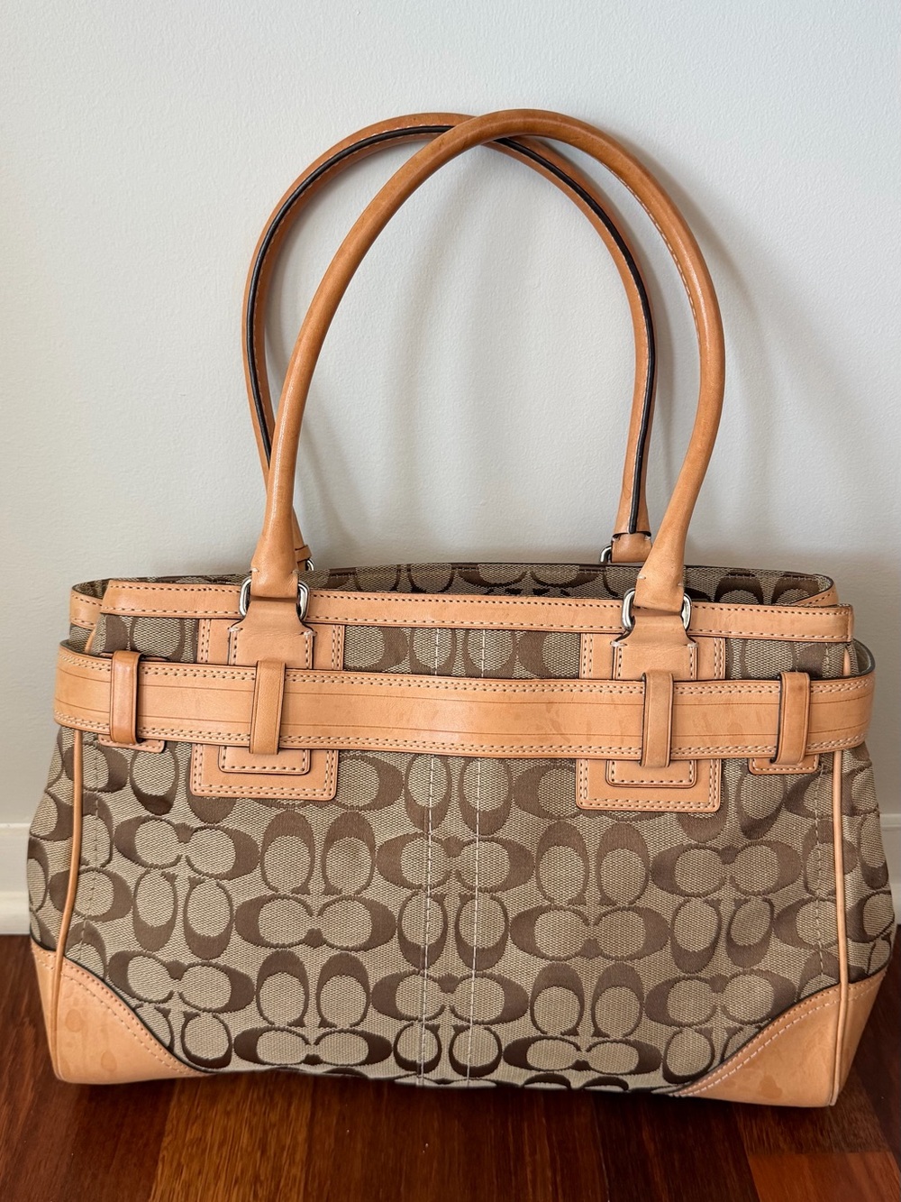 Coach Signature Tan and Brown East West Handbag - Picture 2 of 10